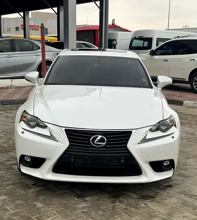 2016 Lexus IS-SERIES — фото 2
