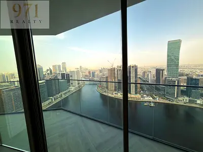 Luxury Living | Canal View | Spacious | High Floor