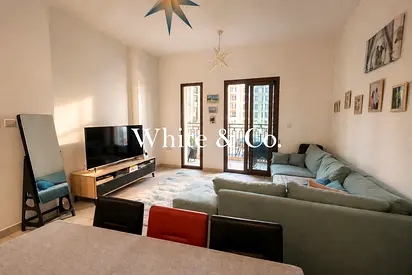 Spacious 2 Beds | Low Floor | Tenanted