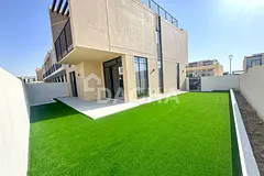 Vacant | Unfurnished | Landscaped