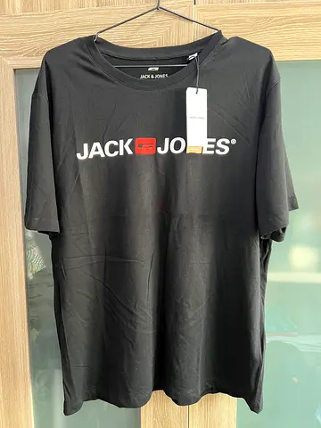 Black Jack  Jones Logo T-shirt - Brand New with Tags, Size L