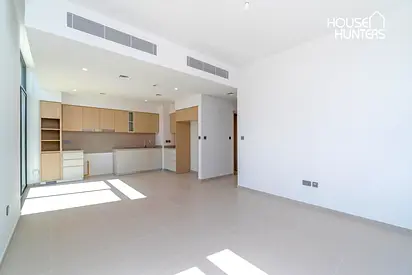 Single Row | Backing Park | Prime Location