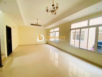 4 Bedrooms 2 Master +Maids Room Specious Living And Dining Area Backyard Tv Lounge.