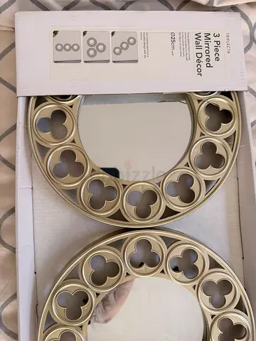 Set of 3 Mirrored Wall Décor - Round Decorative Mirrors (25cm)