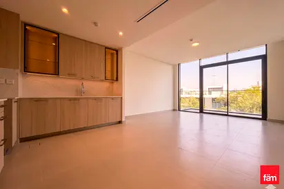 Living in Nature | Park View | Private