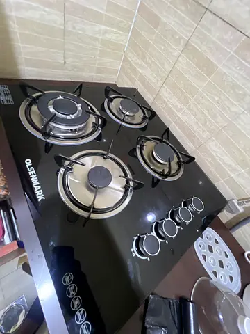 Olsenmark 4-Burner Built-in Glass Gas Hob - Good Condition, 1 month old