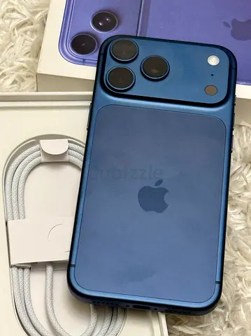 iPhone 17 Pro Max 512gb - Deep Blue- ESim - Apple Care
