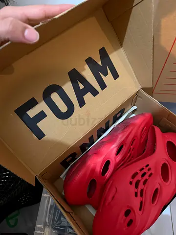 Yeezy foam RED