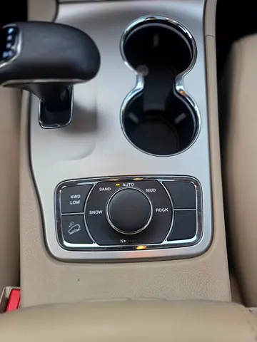 2015 JEEP GRAND CHEROKEE — миниатюра 15