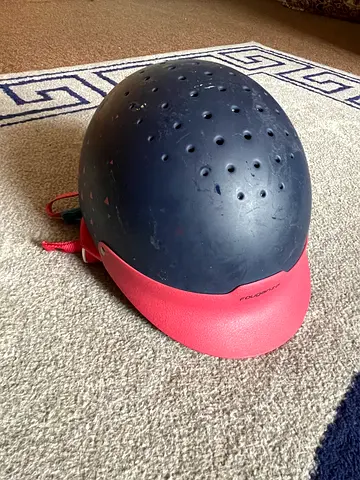 Fouganza bicycle safety helmet