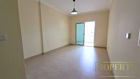 استوديو مطل على المدينة | شرفة | بلازا ريزيدنسز B
