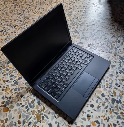 Core i3 7th gen 8GB DDR-4 Ram 256GB M2 SSD 13.3inc Display Very Fast Laptop Model Dell Latitude 5290