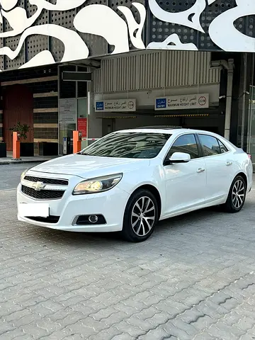 Pre-owned 2016 Chevrolet Malibu LTZ Top Trim