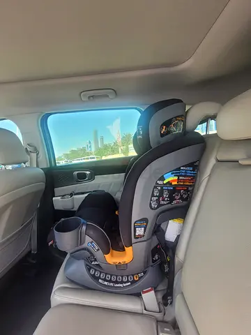 Chicco Fit 4-in-1 Convertible Car Seat in Excellent Condition