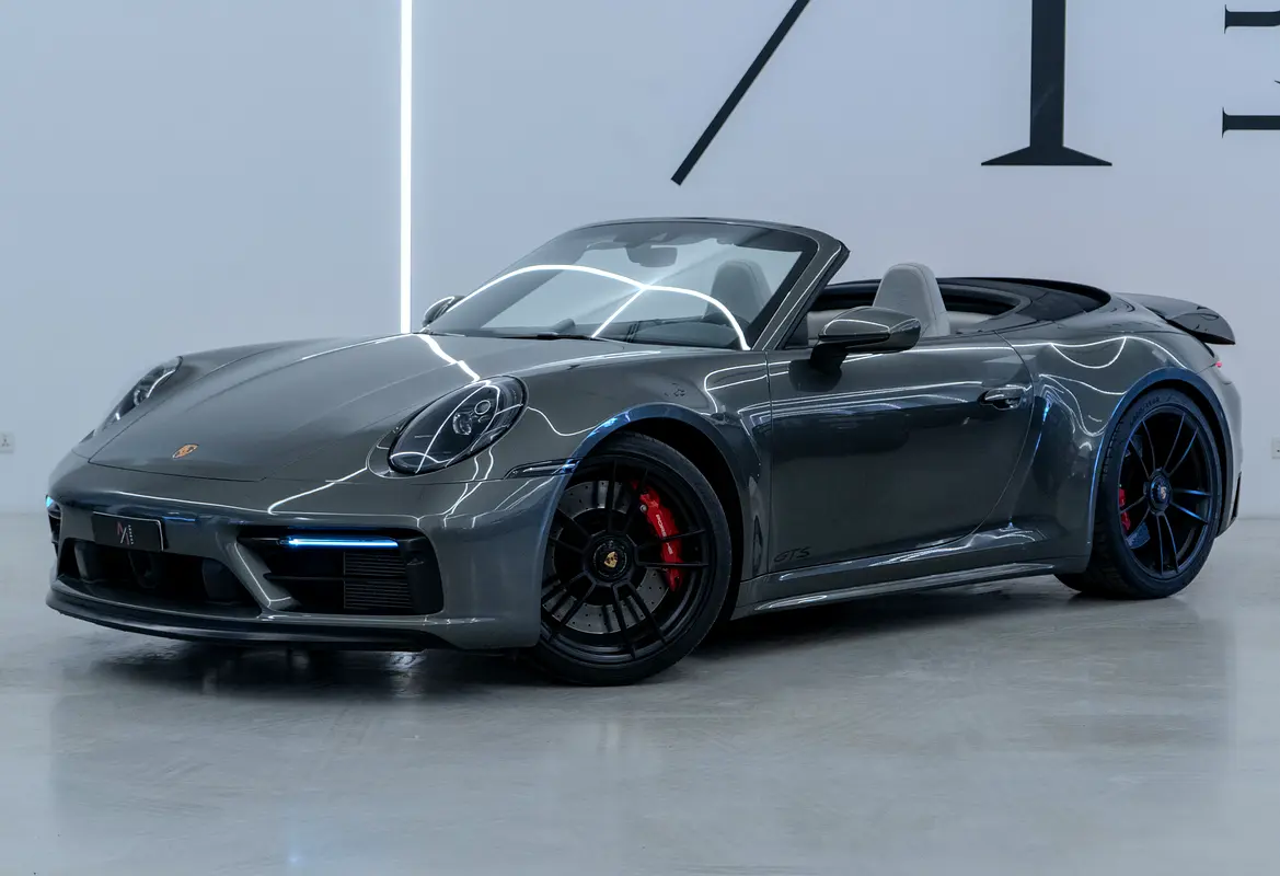 Porsche 911 2023 — photo 1 of 15