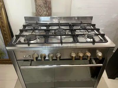 Stainless Steel 5-Burner Gas Cooker with Oven - Good Condition