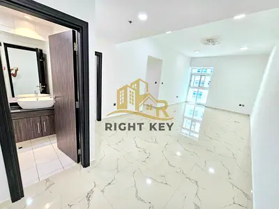 NO COMMISSION/ OPEN VIEW/ HIGHER FLOOR/ 2BHK/105K