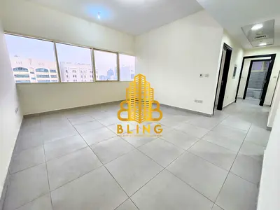 Renovated 2BHK With Closed Kitchen & Spacious Saloon