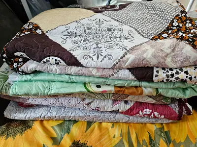 Bed Covers / Toppers