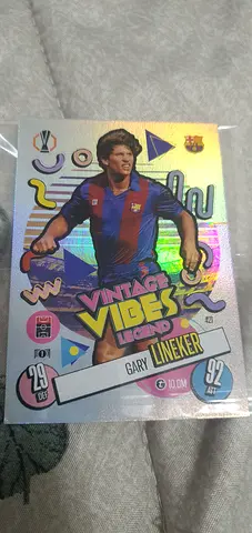 Vintage Vibes Legends Gary Lineker Holographic Football Trading Card