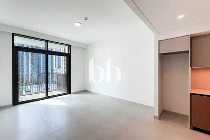 Unfurnished | Vacant | Open View