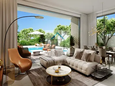 Elegant 4BR+M Villa with Private Swimming Pool