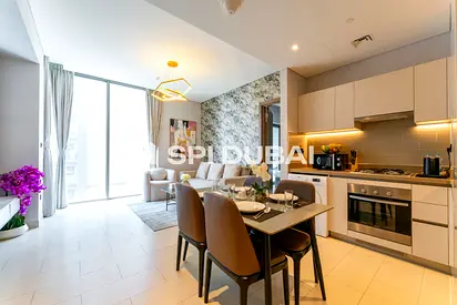 2 غرف نوم مفروشة | شوبا كريك فيستاس A | إطلالة على وسط المدينة