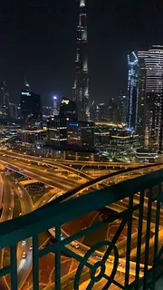 دبي شارع الشيخ زايد