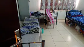 Bed space for gents