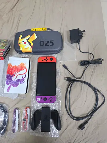Nintendo Switch OLED Pokemon Scarlett  Violet Edition