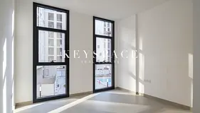 Strategically Placed Residence Near Retail &amp; Entertainment Anchors | Resale