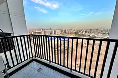 Modern Studio | Balcony | Prime Location