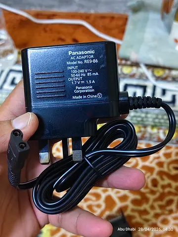 Panasonic Trimmer Charger RE9-86 (New)
Original/compatible Panasonic AC adapter for trimmers.