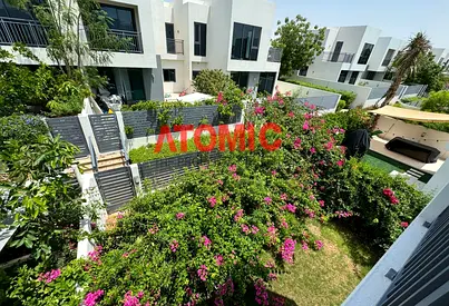 Well Maintained,Prime Location,Close to Park!