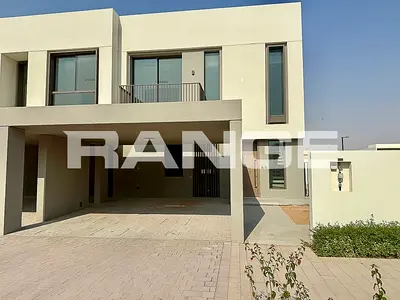 Huge Layout | Singler Row | Corner Unit