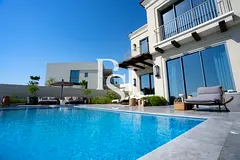 Vintage Type | Prime Location | Private Beach!