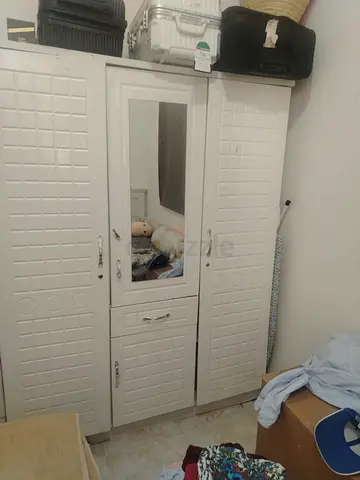 Cupboard 3door