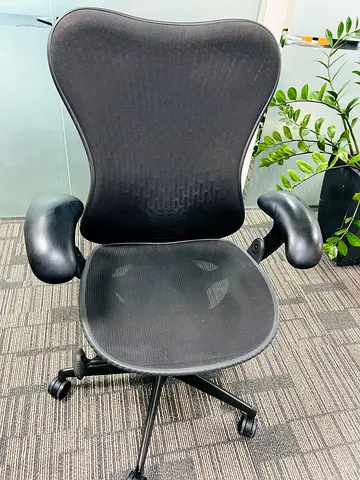 Herman Miller Mirra chair