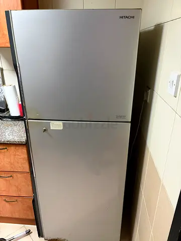 Hitachi fridge for sale..