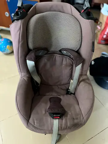 Maxi cosi Car seat available