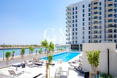 Modern 1BR | SeaWorld View | Partial Canal View