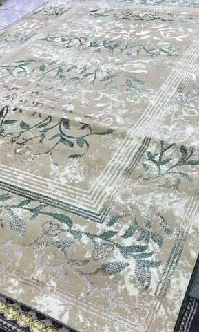 Light Beige Floral Area Rug — Good Used Condition