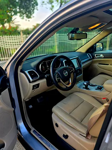 2015 JEEP GRAND CHEROKEE — миниатюра 11