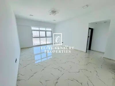 2-BHK+LAUNDRY | LOW FLOOR | PRIME LOCATION