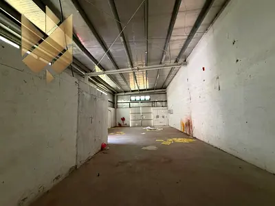 Warehouse for rent in Industrial 18 - for storage only
