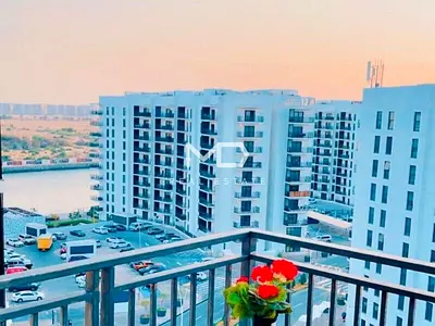 Furnished 1BR | High Floor | Partial Canal View