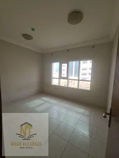 No commission, one month free. Two-bedroom apartment with a living room and two bathrooms, near the