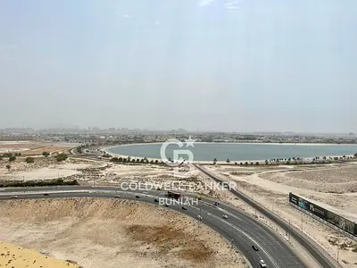 مبنى رويال: شقة غرفتين نوم مع غرفة خادمة وحمام – للمواطنين الخليجيين فقط