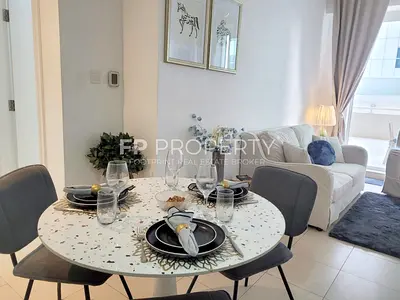 Luxurious 1 BR Apartment | Good View | Low Floor