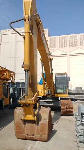 KOMATSU EXCAVATOR PC300
